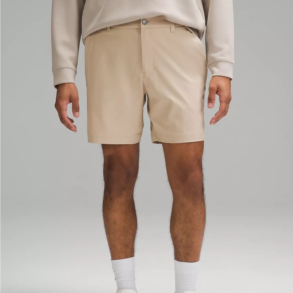 NWOT Lululemon ABC Shorts